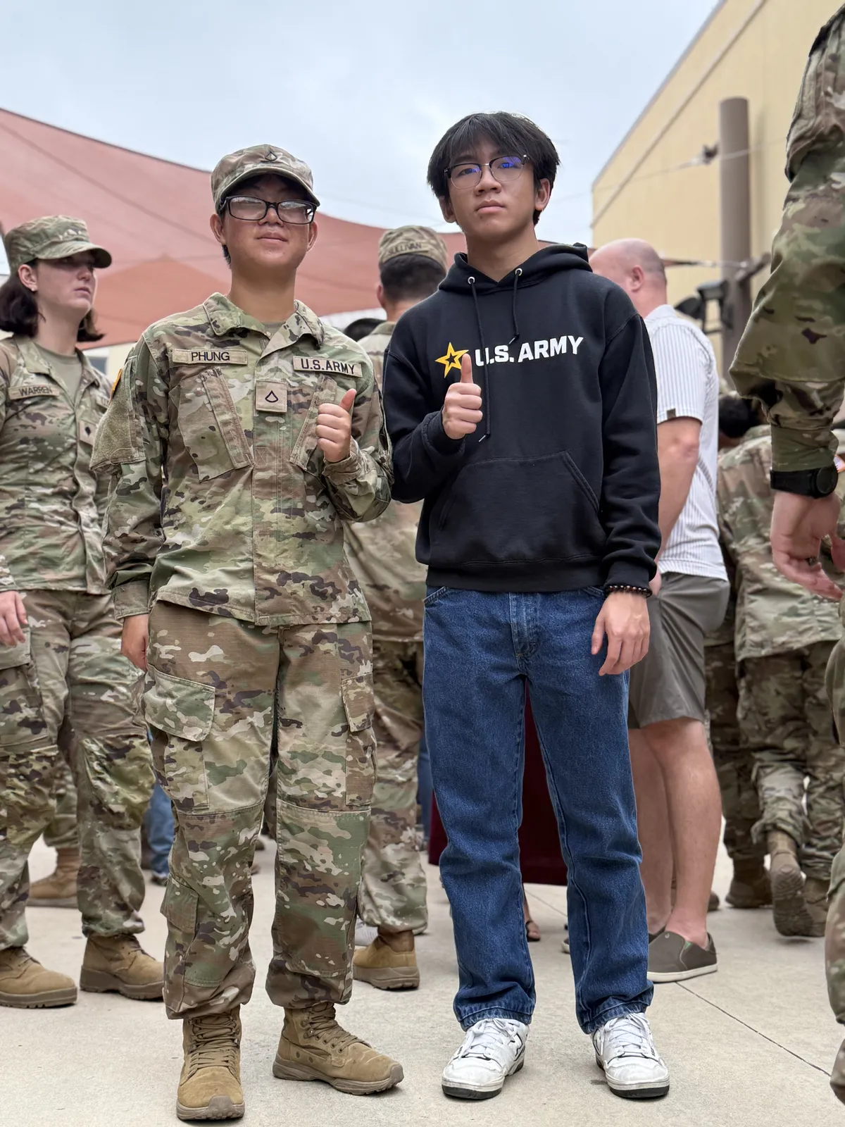 camo cameo